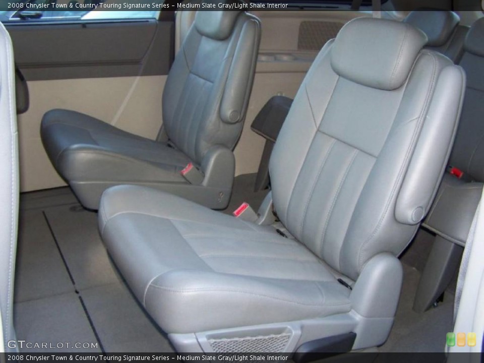 Medium Slate Gray/Light Shale Interior Photo for the 2008 Chrysler Town & Country Touring Signature Series #38644706