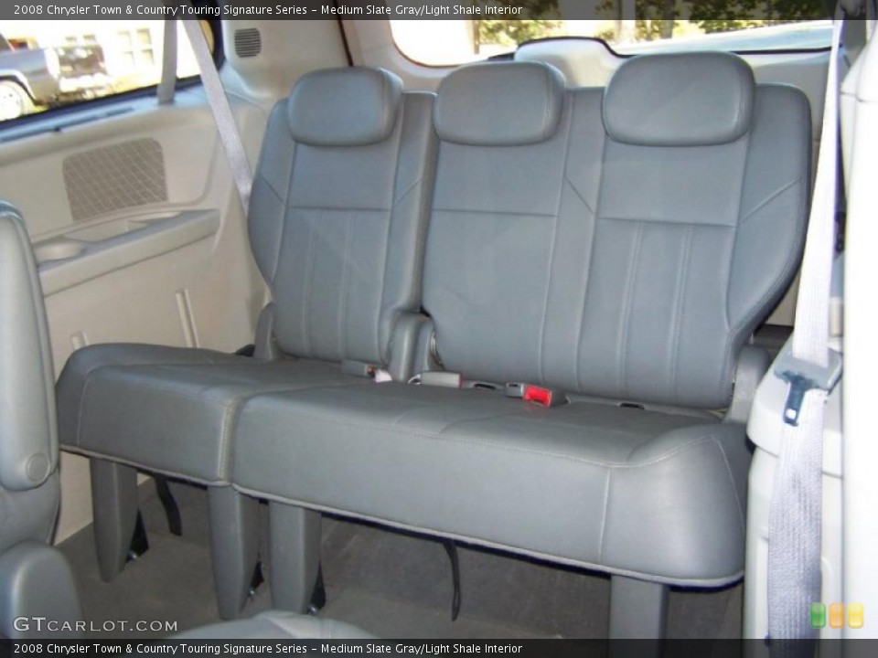 Medium Slate Gray/Light Shale Interior Photo for the 2008 Chrysler Town & Country Touring Signature Series #38644758