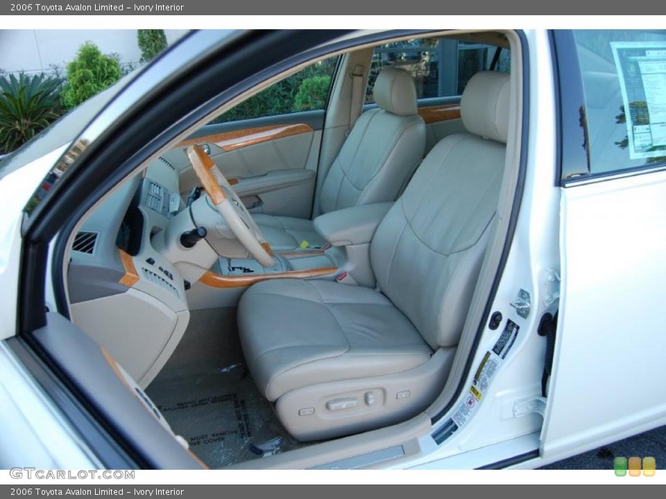 Ivory Interior Photo for the 2006 Toyota Avalon Limited #38645222