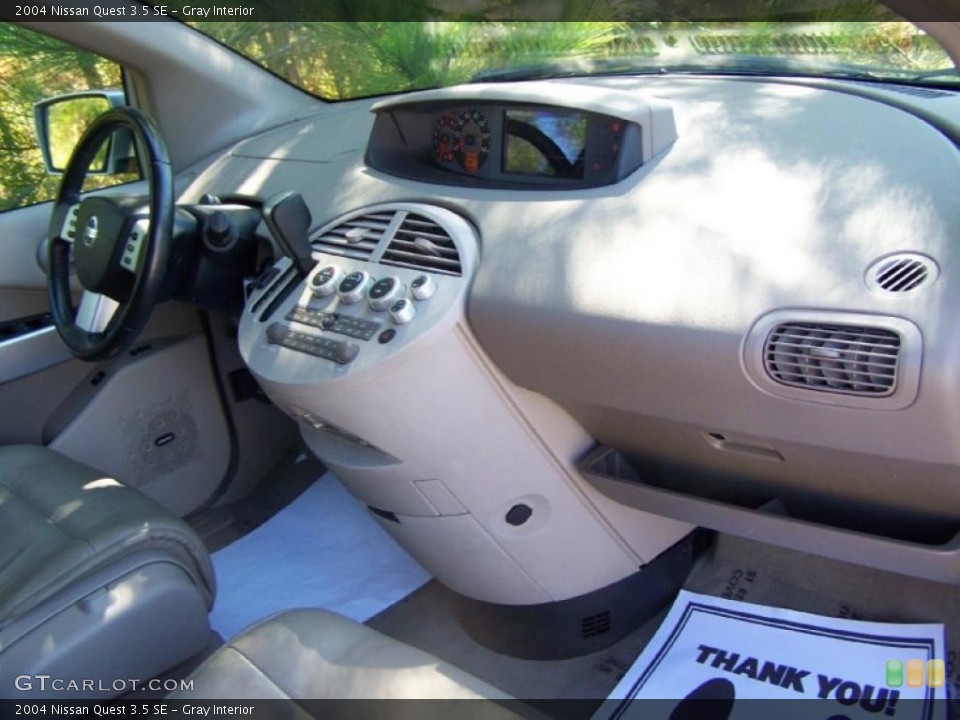 Gray Interior Dashboard for the 2004 Nissan Quest 3.5 SE #38645874