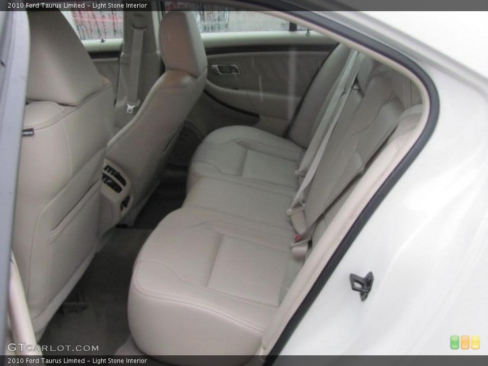 Light Stone Interior Photo for the 2010 Ford Taurus Limited #38645898