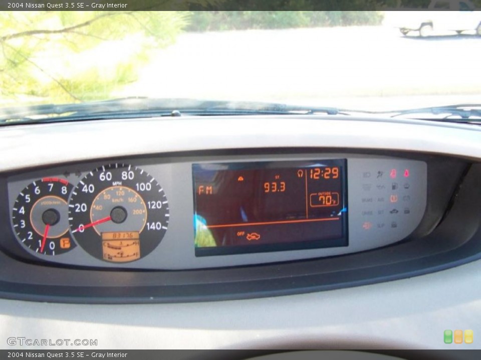 Gray Interior Gauges for the 2004 Nissan Quest 3.5 SE #38646082