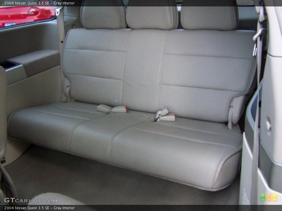 Gray Interior Photo for the 2004 Nissan Quest 3.5 SE #38646306