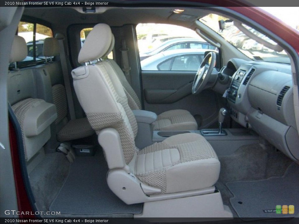 Beige Interior Photo for the 2010 Nissan Frontier SE V6 King Cab 4x4 #38647506