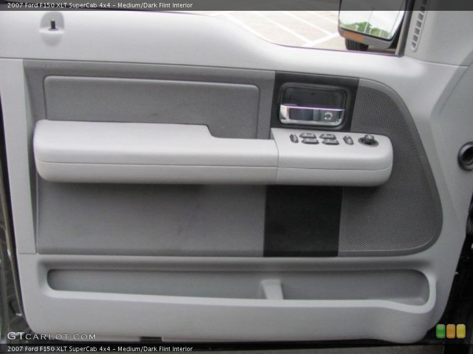 Medium/Dark Flint Interior Door Panel for the 2007 Ford F150 XLT SuperCab 4x4 #38647578