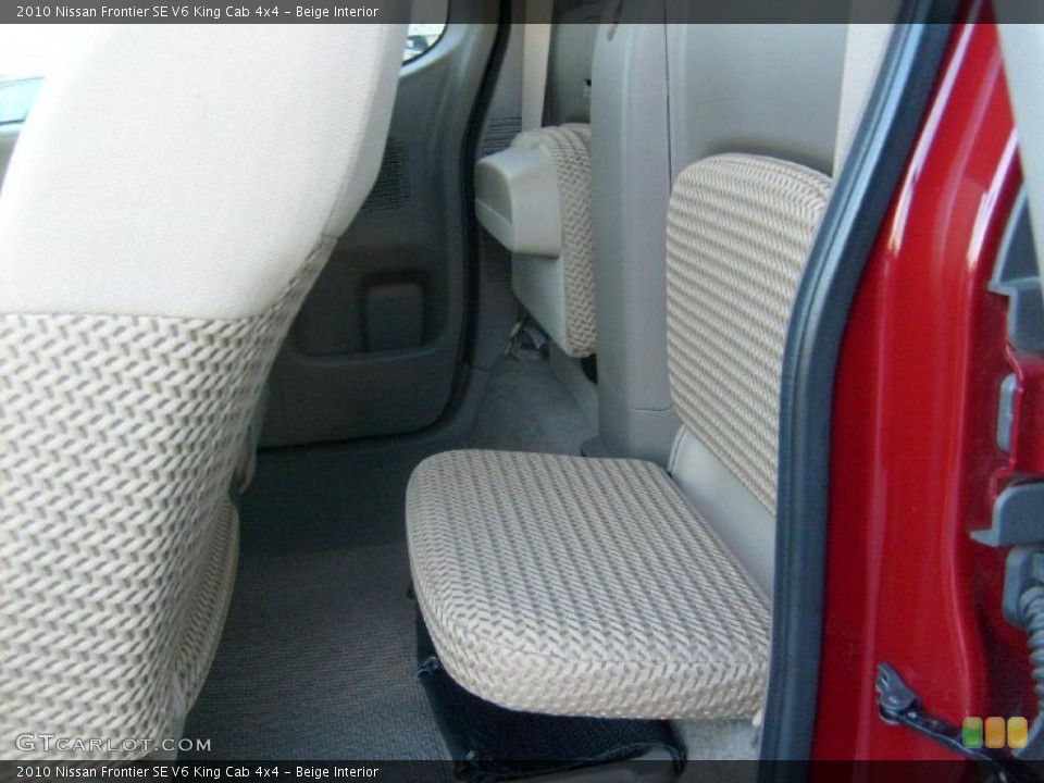 Beige Interior Photo for the 2010 Nissan Frontier SE V6 King Cab 4x4 #38647686