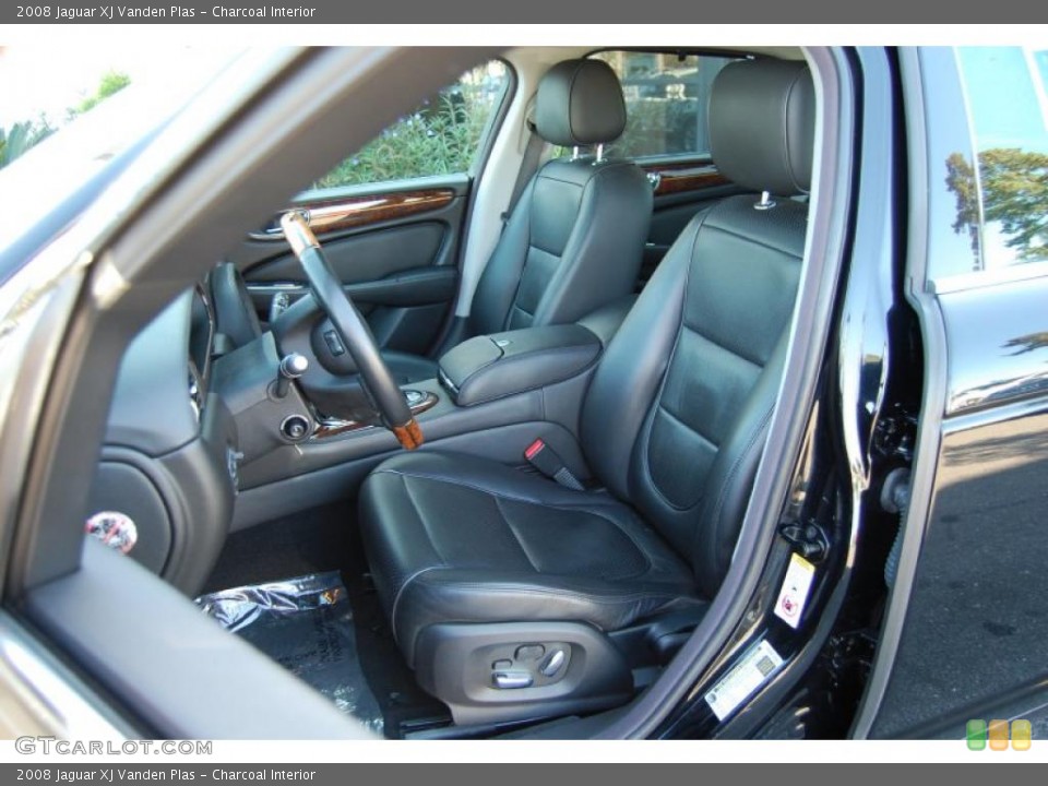 Charcoal Interior Photo for the 2008 Jaguar XJ Vanden Plas #38647858