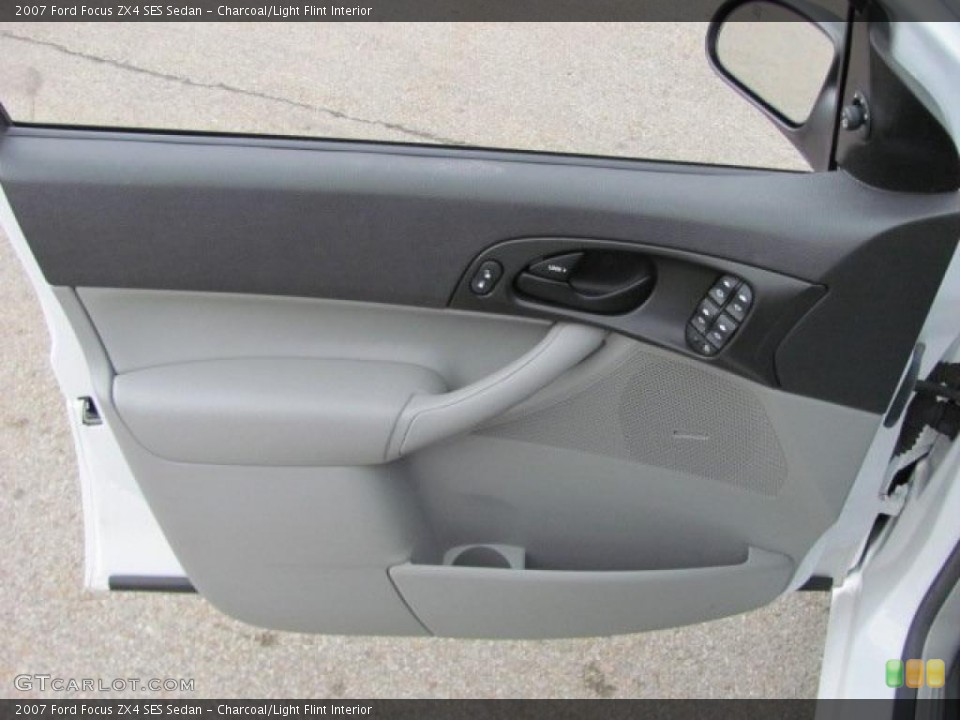 Charcoal/Light Flint Interior Door Panel for the 2007 Ford Focus ZX4 SES Sedan #38649018