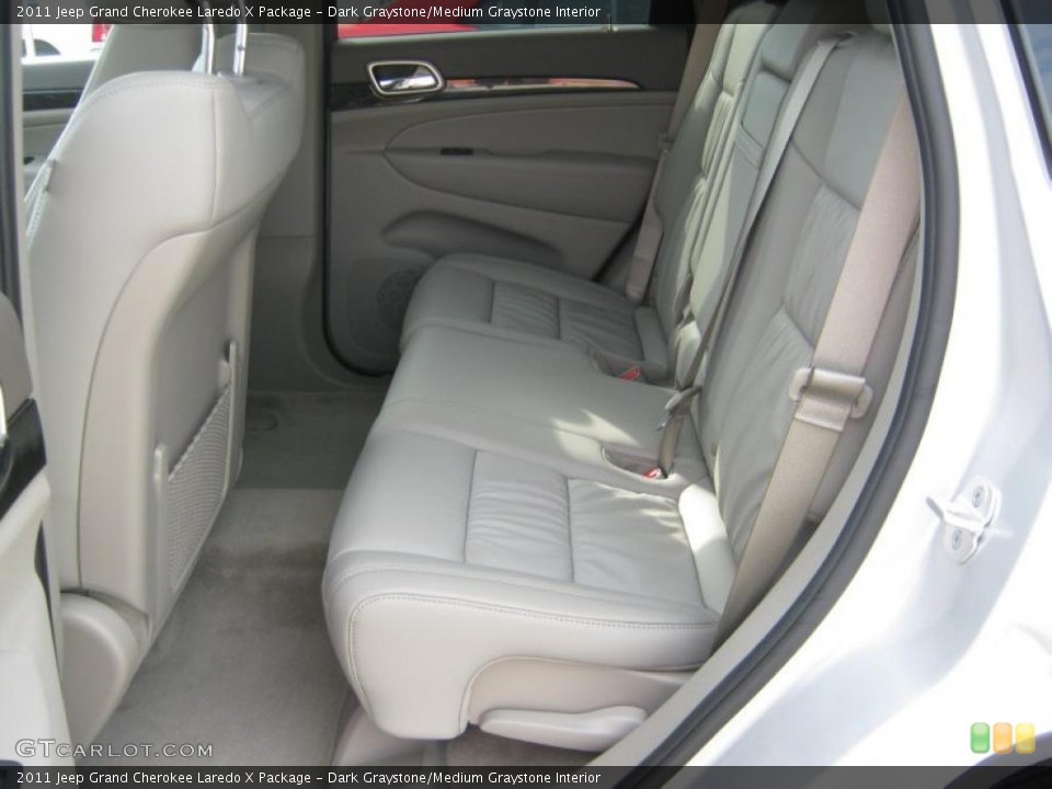 Dark Graystone/Medium Graystone Interior Photo for the 2011 Jeep Grand Cherokee Laredo X Package #38651518