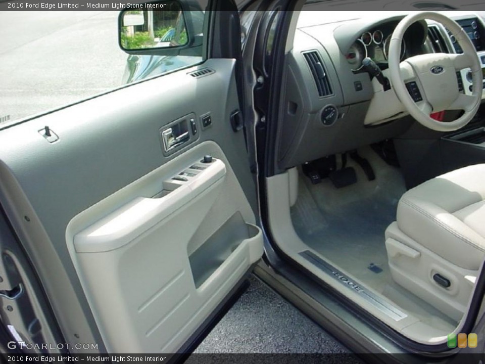 Medium Light Stone Interior Photo for the 2010 Ford Edge Limited #38652042