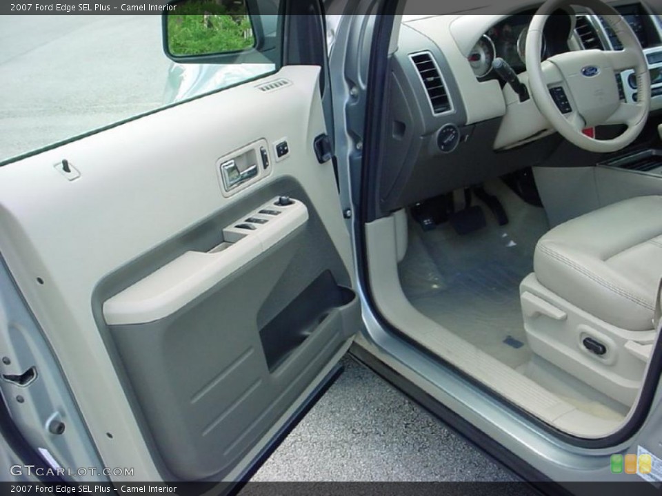 Camel Interior Photo for the 2007 Ford Edge SEL Plus #38653090