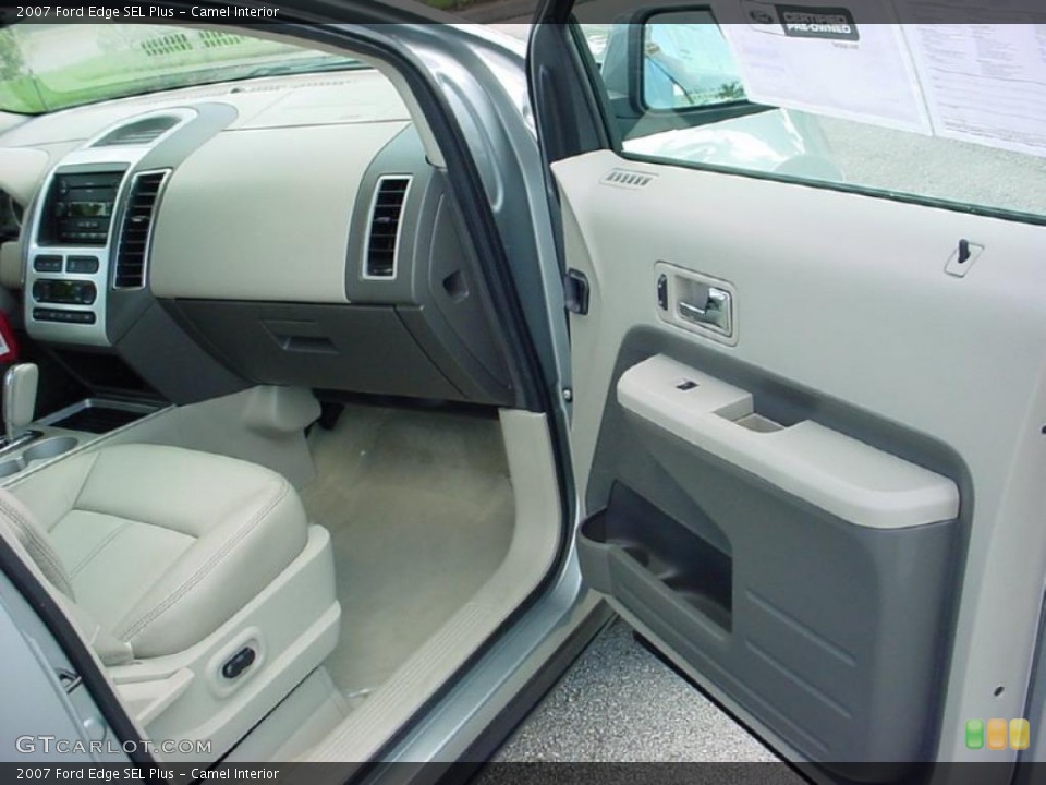 Camel Interior Photo for the 2007 Ford Edge SEL Plus #38653138