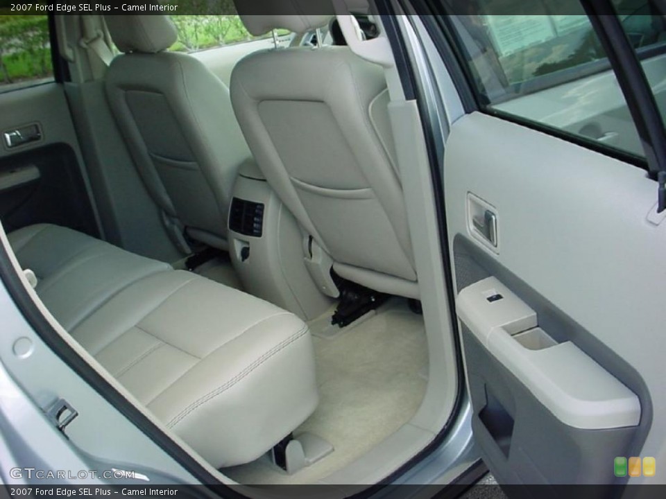 Camel Interior Photo for the 2007 Ford Edge SEL Plus #38653174