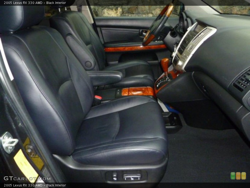 Black Interior Photo for the 2005 Lexus RX 330 AWD #38654214