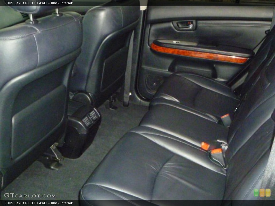 Black Interior Photo for the 2005 Lexus RX 330 AWD #38654262