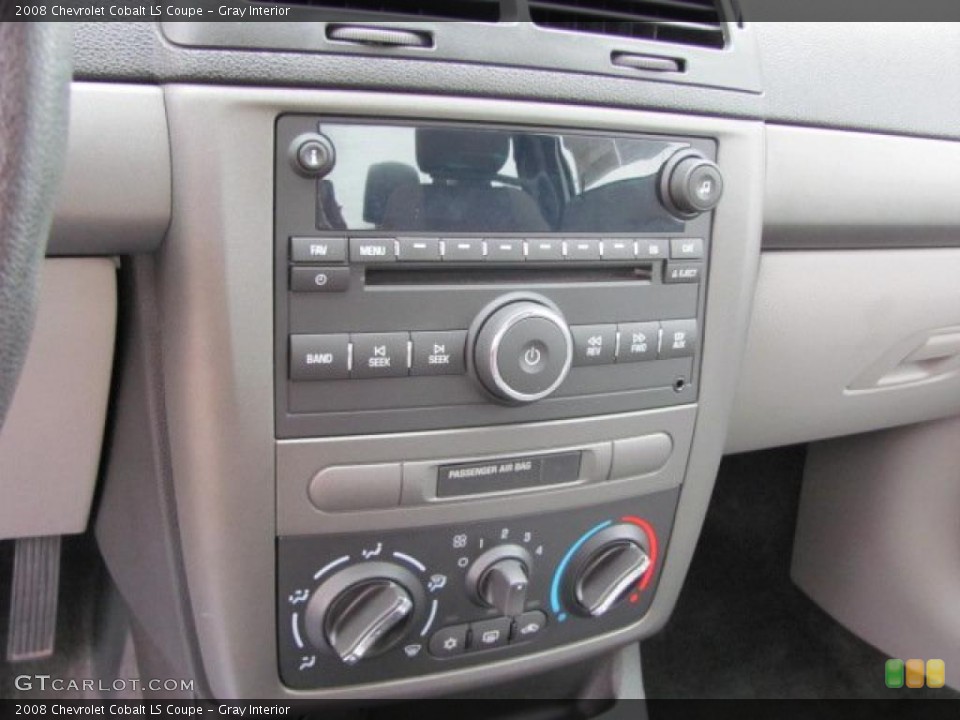 Gray Interior Controls for the 2008 Chevrolet Cobalt LS Coupe #38655958