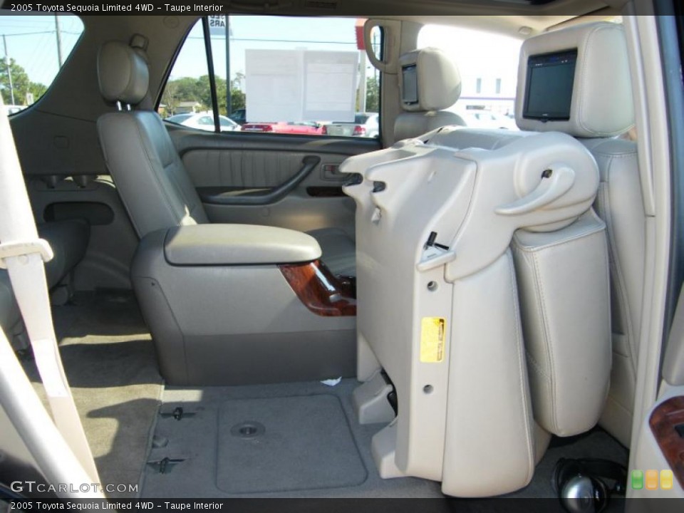 Taupe Interior Photo for the 2005 Toyota Sequoia Limited 4WD #38656778