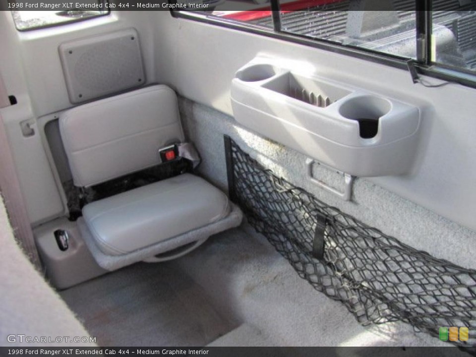 Medium Graphite Interior Photo for the 1998 Ford Ranger XLT Extended Cab 4x4 #38658282