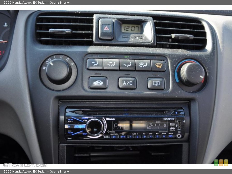 Quartz Interior Controls for the 2000 Honda Accord EX Sedan #38659462