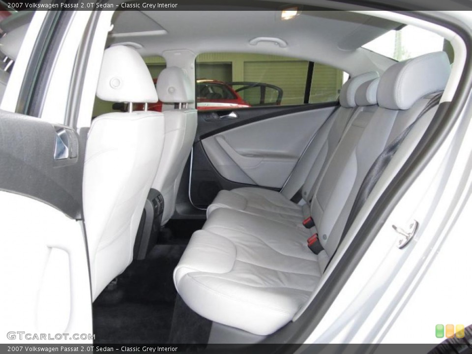 Classic Grey Interior Photo for the 2007 Volkswagen Passat 2.0T Sedan #38659550