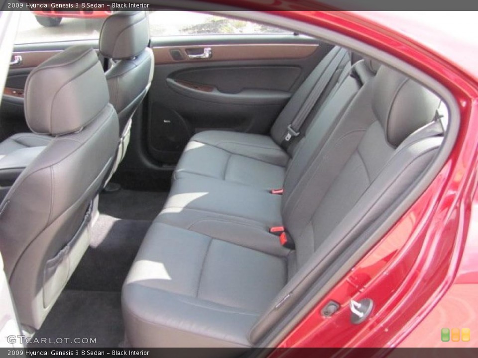 Black Interior Photo for the 2009 Hyundai Genesis 3.8 Sedan #38660382