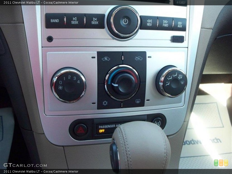 Cocoa/Cashmere Interior Controls for the 2011 Chevrolet Malibu LT #38665814