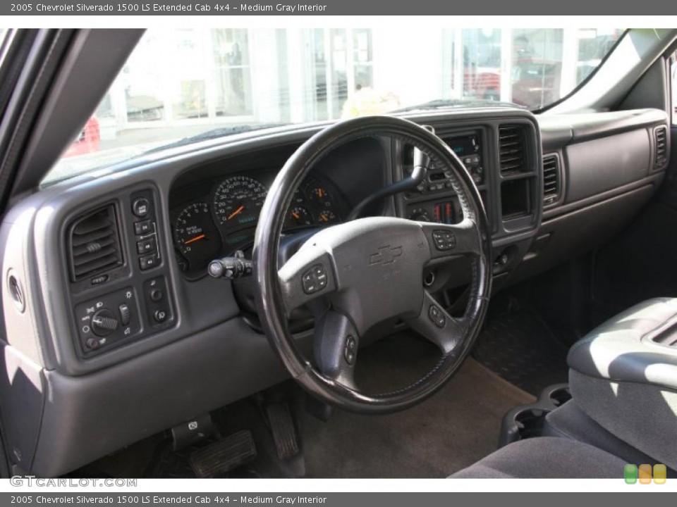 Medium Gray Interior Dashboard for the 2005 Chevrolet Silverado 1500 LS Extended Cab 4x4 #38671822
