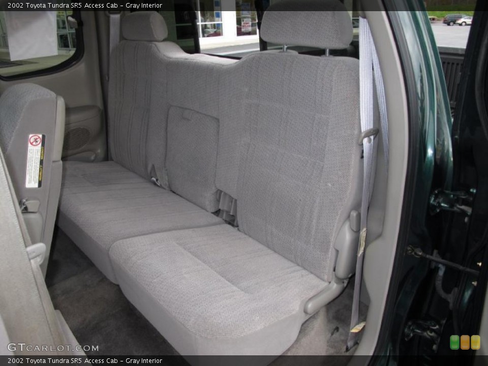 Gray Interior Photo for the 2002 Toyota Tundra SR5 Access Cab #38672655