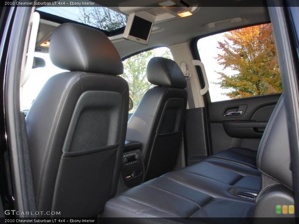 Ebony Interior Photo for the 2010 Chevrolet Suburban LT 4x4 #38678050