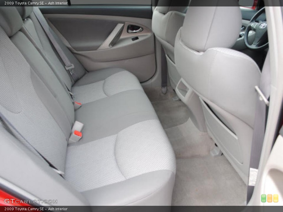 Ash Interior Photo for the 2009 Toyota Camry SE #38679122