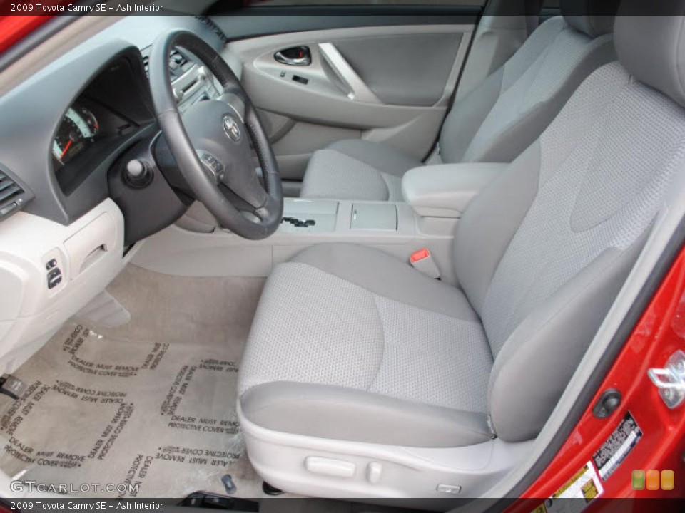 Ash Interior Photo for the 2009 Toyota Camry SE #38679174