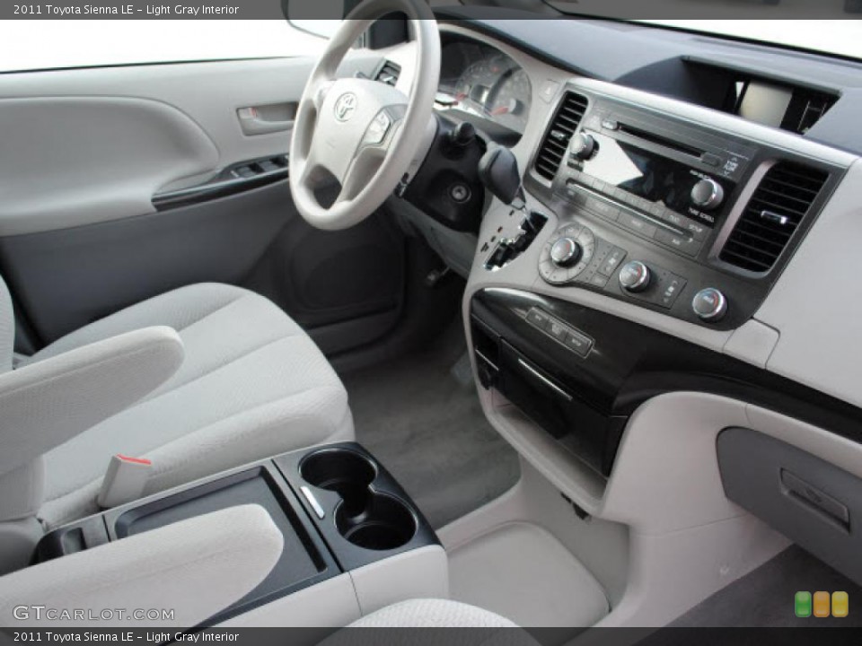 Light Gray Interior Photo for the 2011 Toyota Sienna LE #38679374