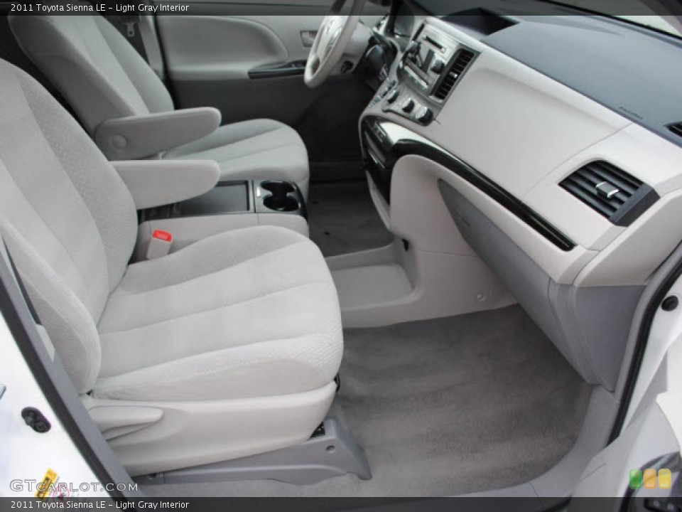 Light Gray Interior Photo for the 2011 Toyota Sienna LE #38679410