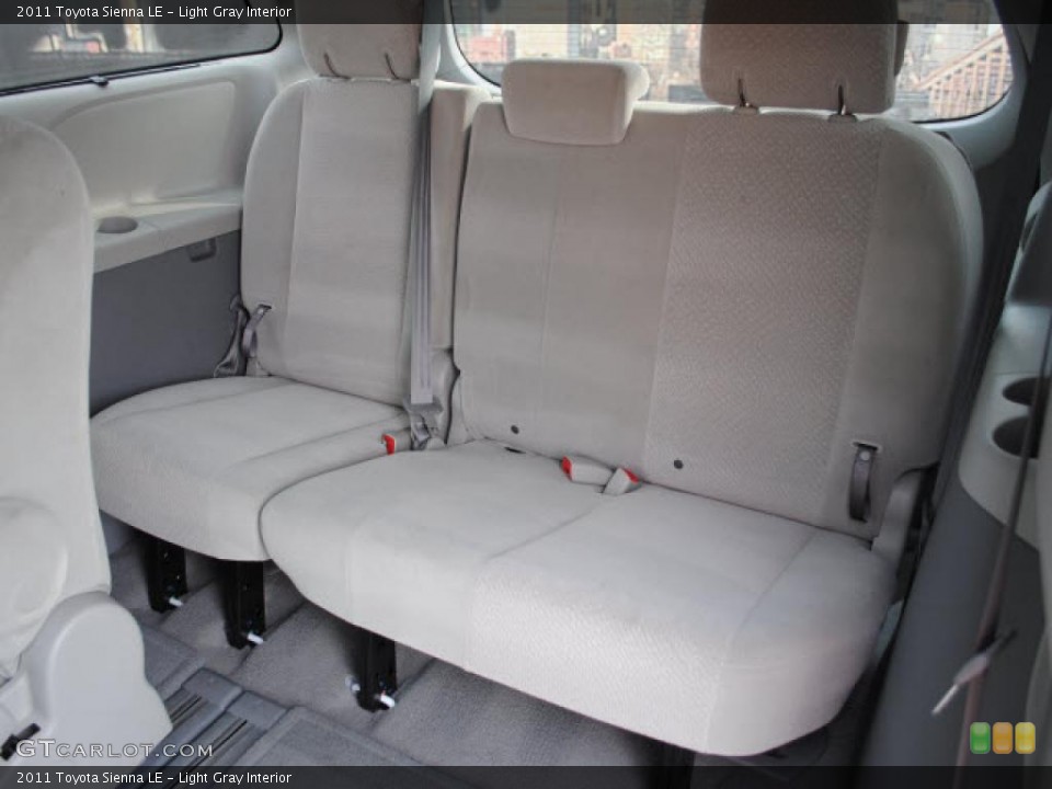 Light Gray Interior Photo for the 2011 Toyota Sienna LE #38679498