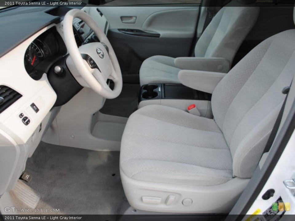 Light Gray Interior Photo for the 2011 Toyota Sienna LE #38679566