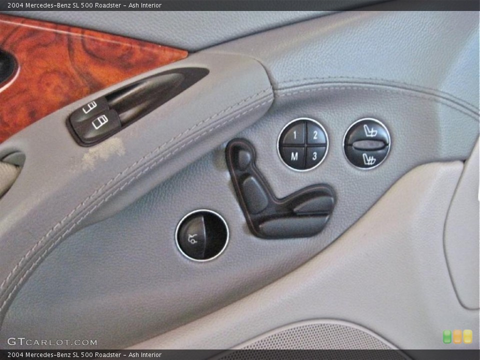 Ash Interior Controls for the 2004 Mercedes-Benz SL 500 Roadster #38679902