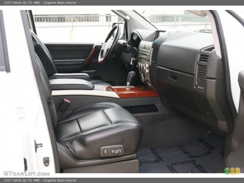 Graphite Black Interior Photo for the 2007 Infiniti QX 56 4WD #38680898
