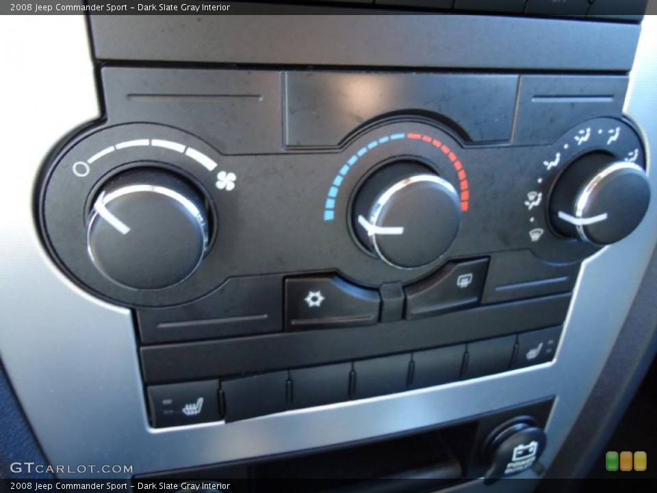 Dark Slate Gray Interior Controls for the 2008 Jeep Commander Sport #38684790