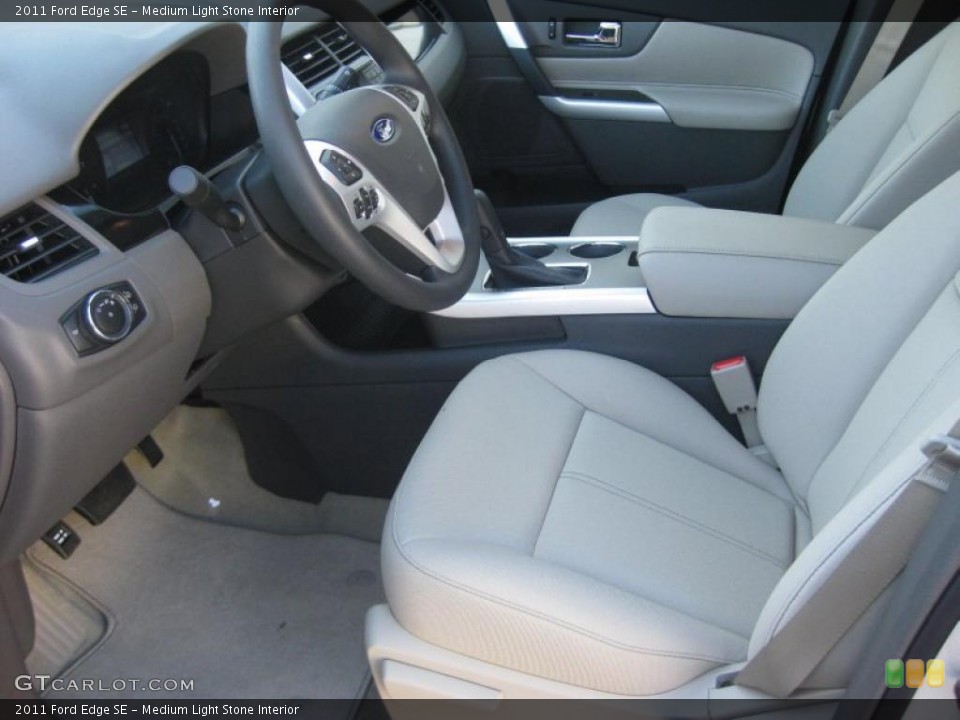 Medium Light Stone Interior Photo for the 2011 Ford Edge SE #38685430