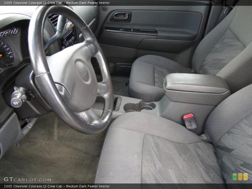 Medium Dark Pewter Interior Photo for the 2005 Chevrolet Colorado LS Crew Cab #38685558