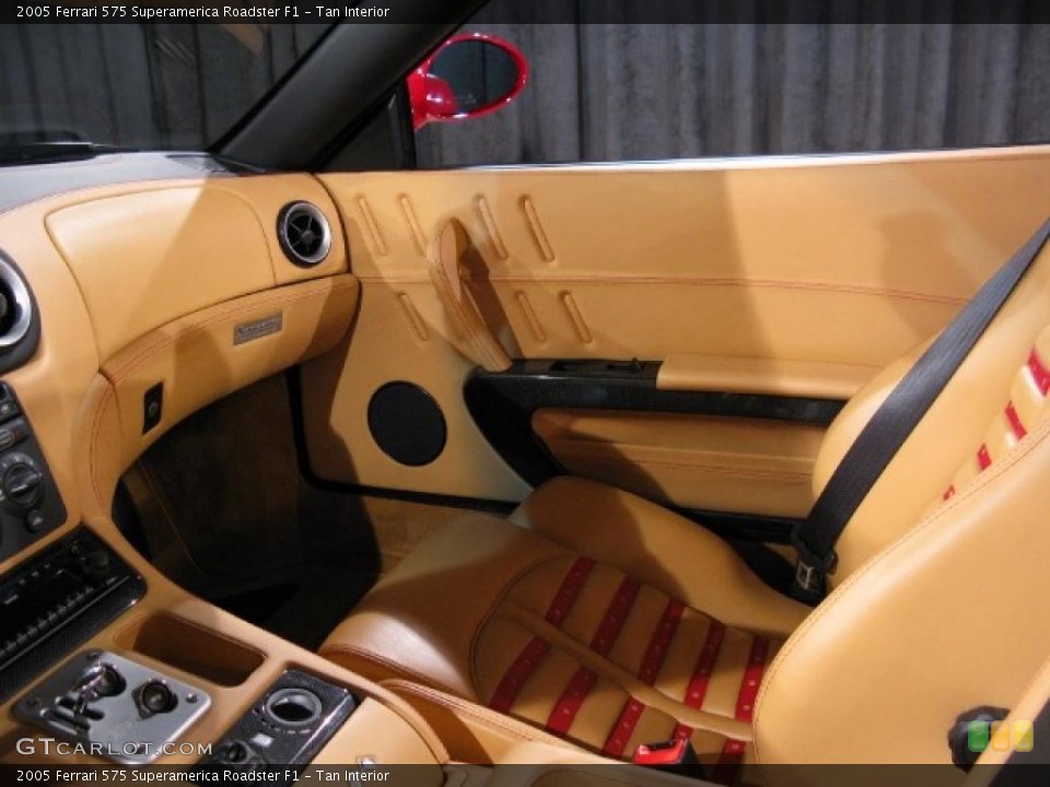Tan Interior Photo for the 2005 Ferrari 575 Superamerica Roadster F1 #38695977