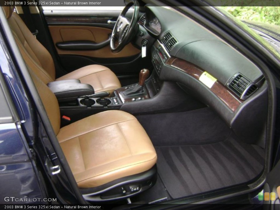 Natural Brown Interior Photo for the 2003 BMW 3 Series 325xi Sedan #38697887