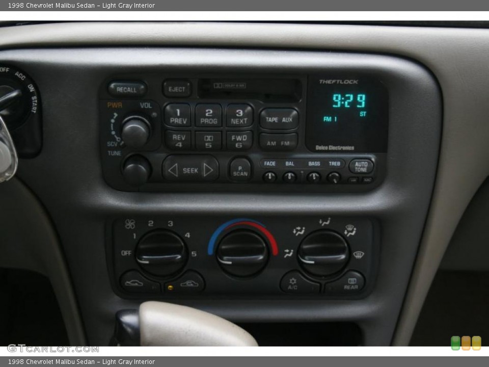 Light Gray Interior Controls for the 1998 Chevrolet Malibu Sedan #38698671