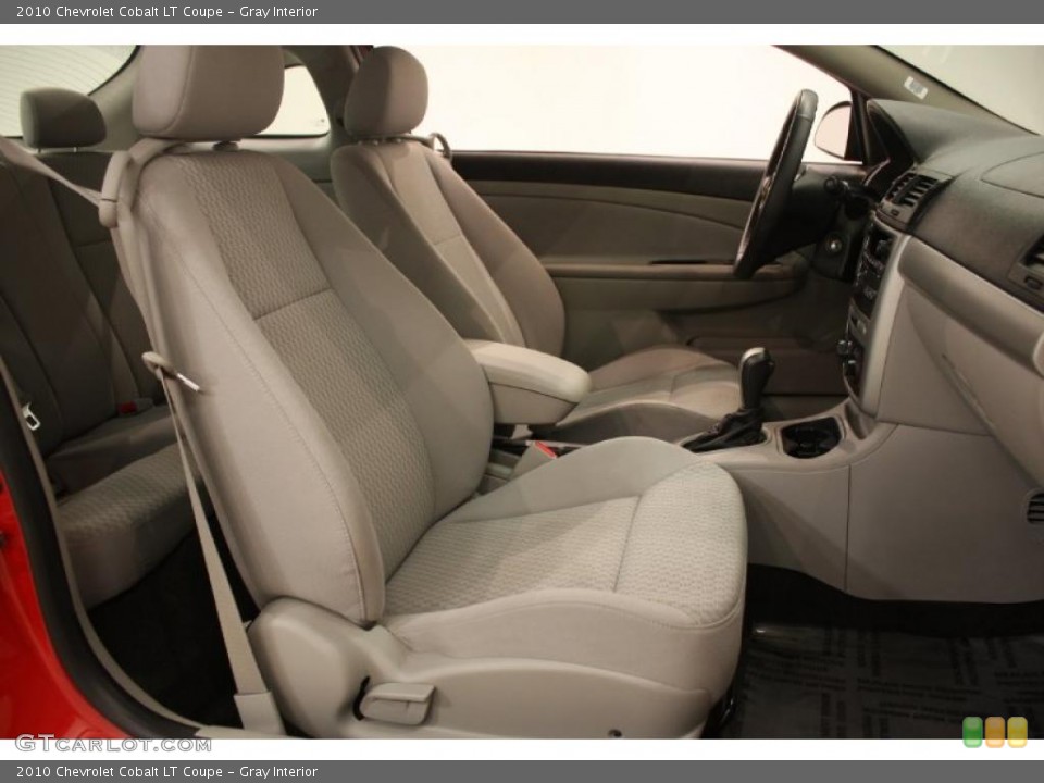 Gray Interior Photo for the 2010 Chevrolet Cobalt LT Coupe #38702159