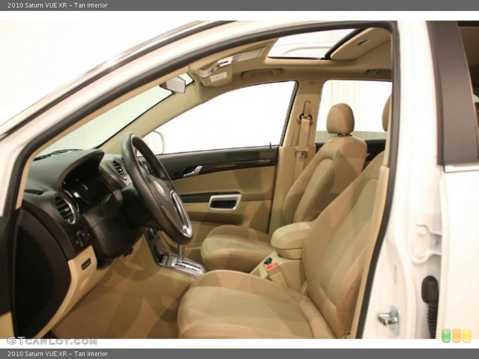 Tan Interior Photo for the 2010 Saturn VUE XR #38702839