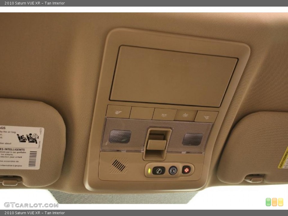 Tan Interior Controls for the 2010 Saturn VUE XR #38702915