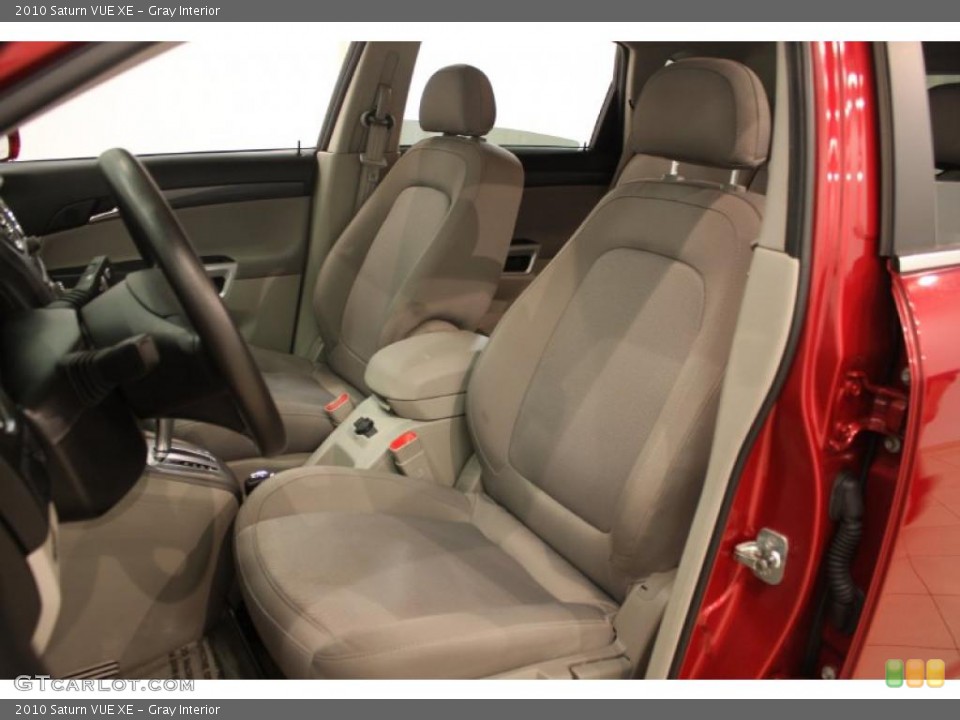Gray Interior Photo for the 2010 Saturn VUE XE #38703703