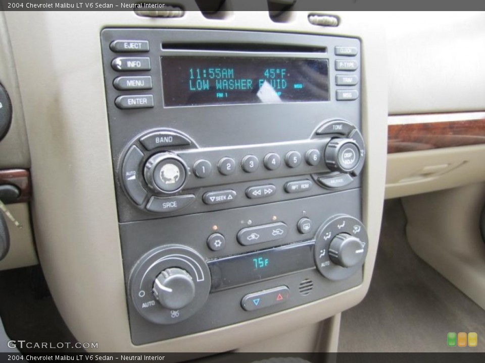 Neutral Interior Controls for the 2004 Chevrolet Malibu LT V6 Sedan #38703755