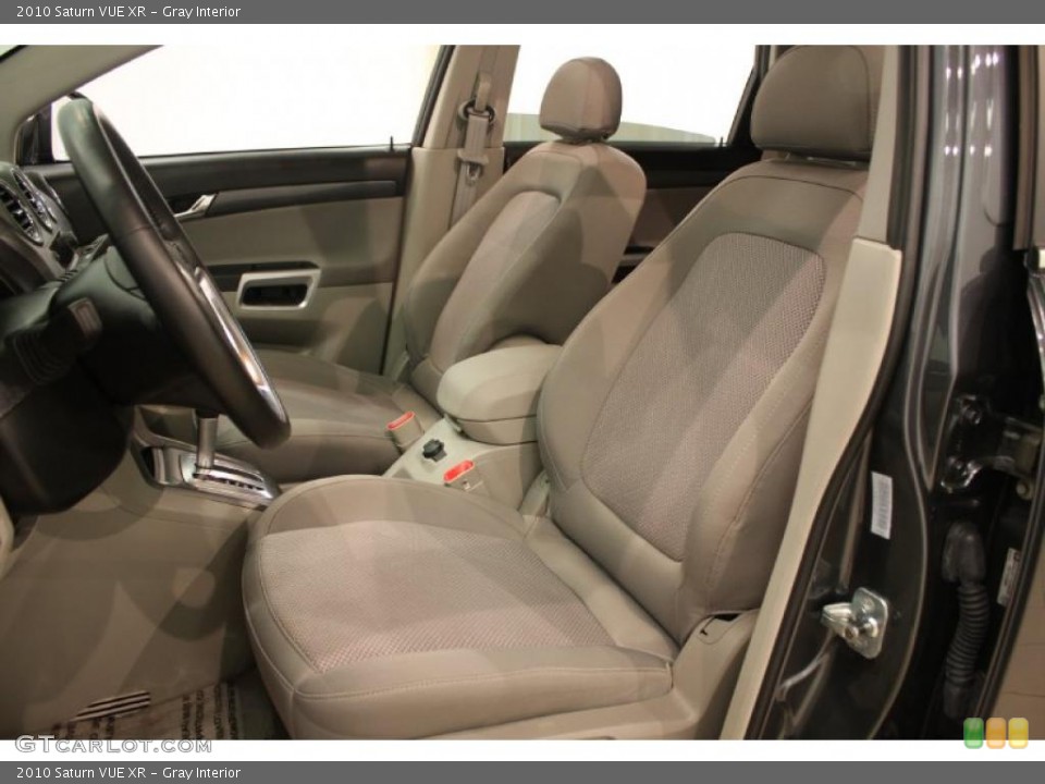 Gray Interior Photo for the 2010 Saturn VUE XR #38704115