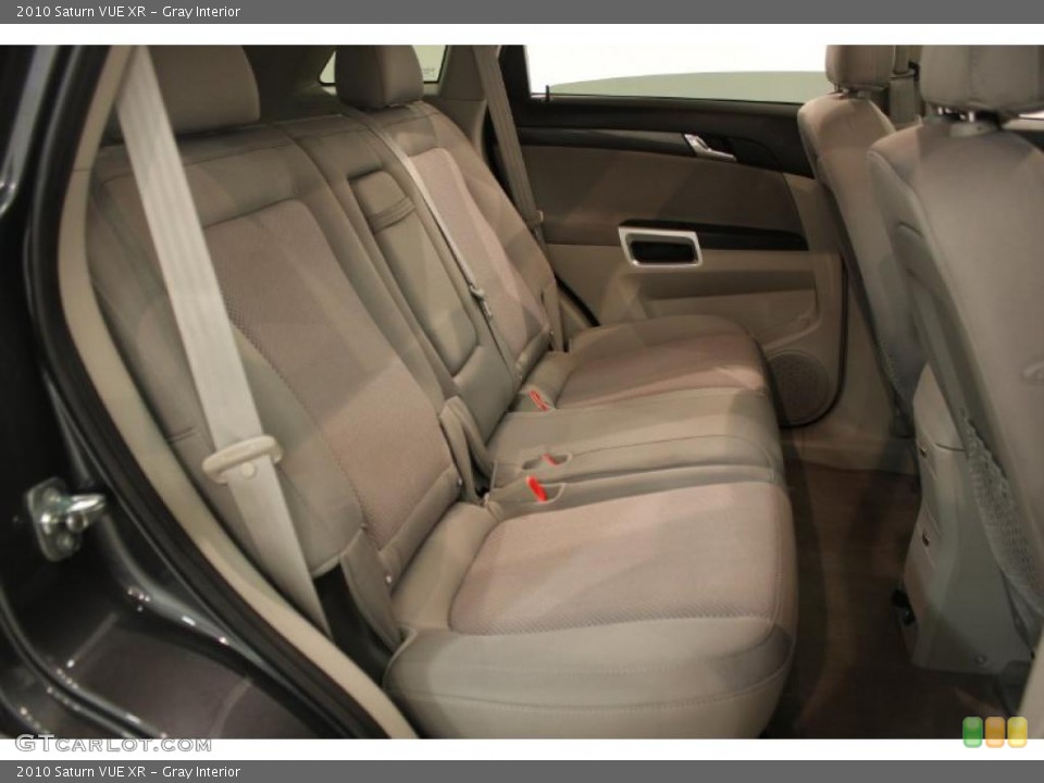 Gray Interior Photo for the 2010 Saturn VUE XR #38704259